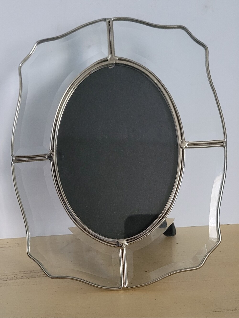 Vintage Stained Glass Picture Frame Oval Wall Decor Elegant Clear & Silver